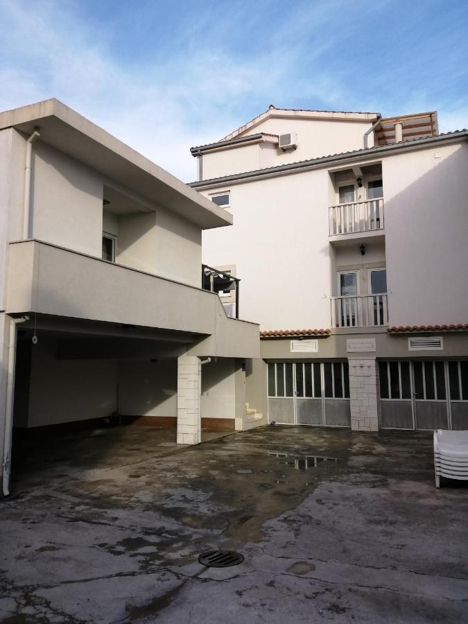 Apartments Jagoda Podstrana Exterior photo